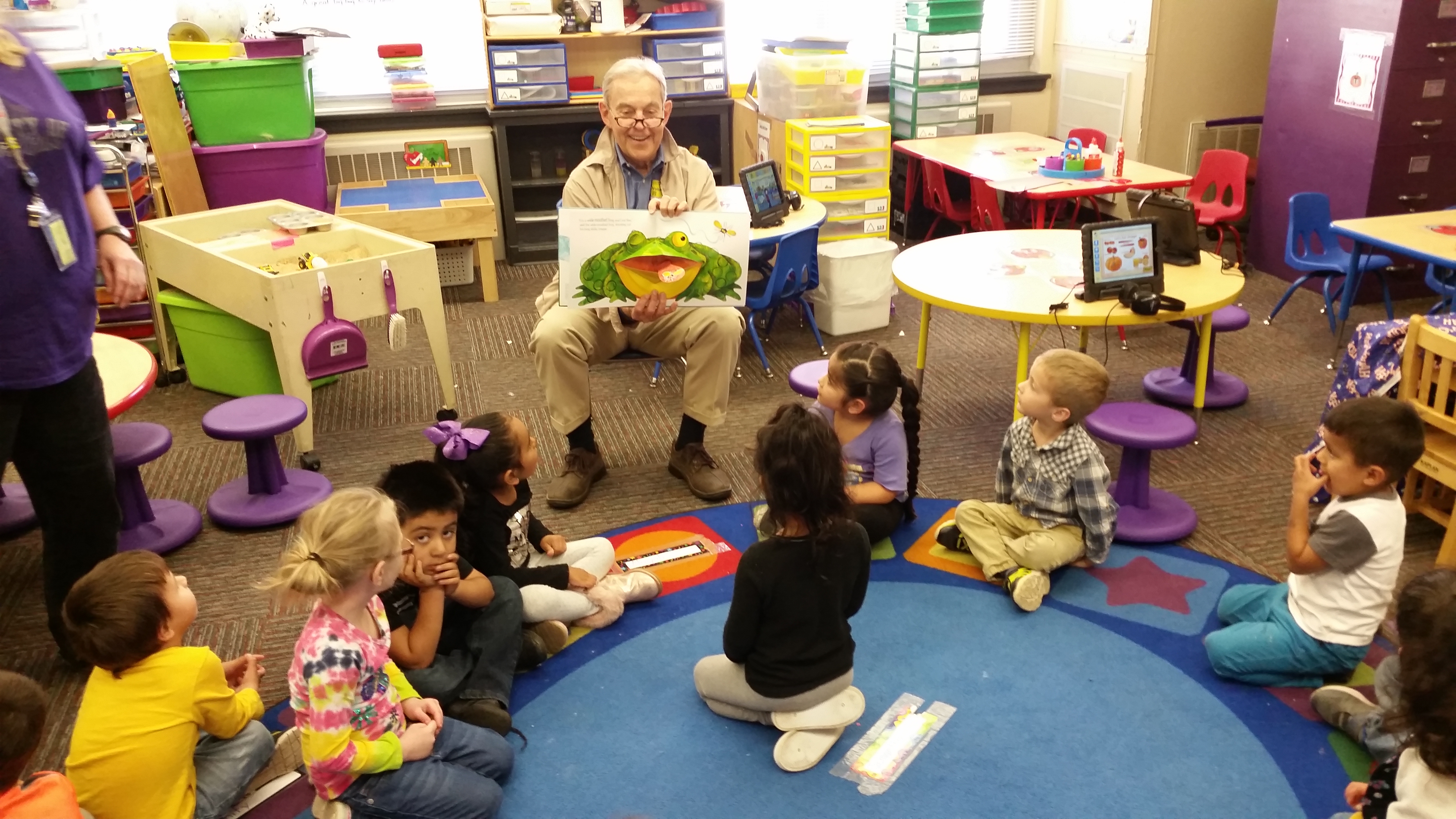 Our friend Bob reading to Carver Kids